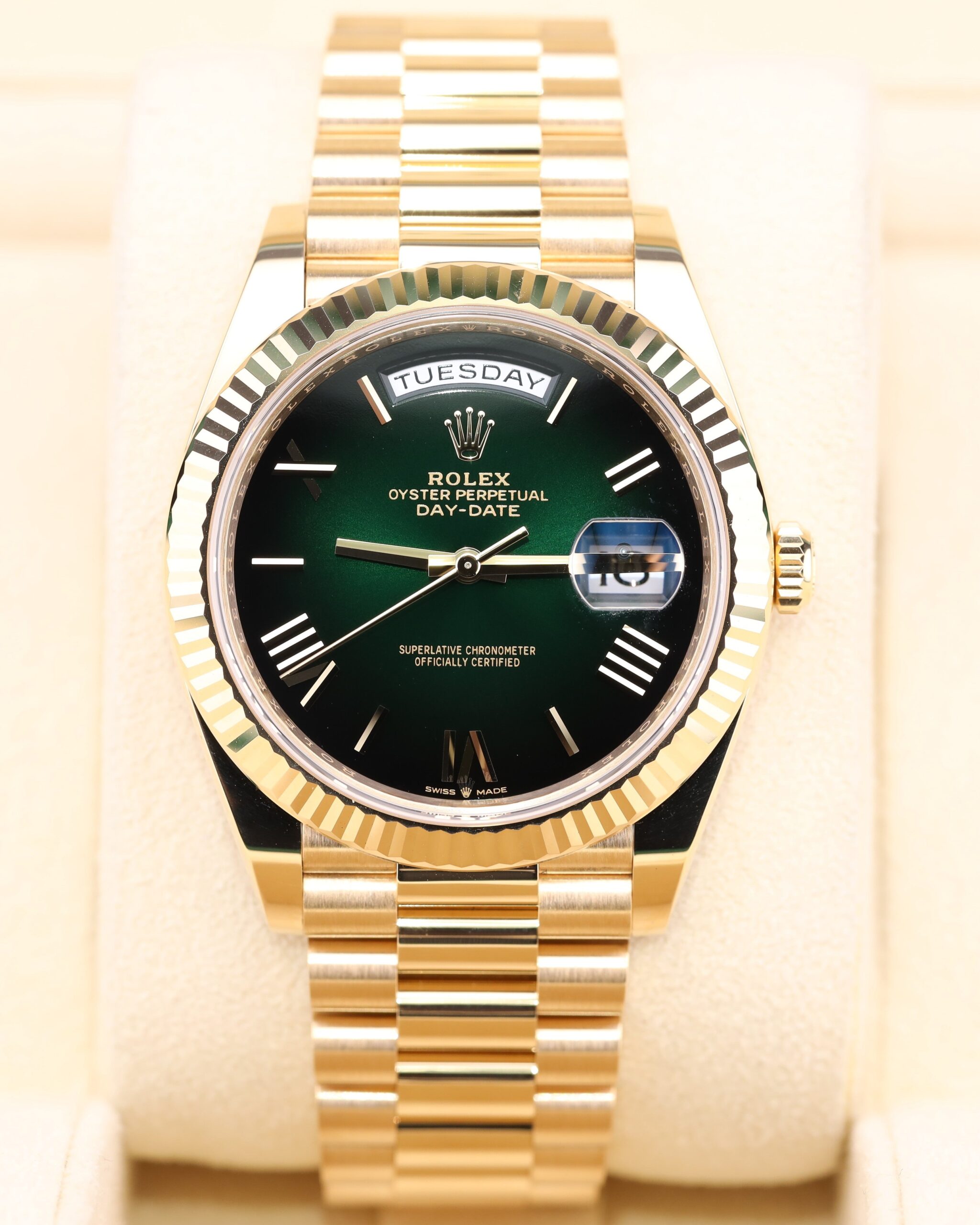 Pre-owned two-tone automatic dress watch