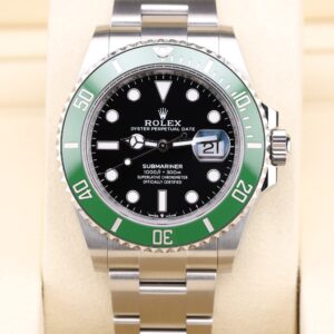 Green bezel vintage sport automatic timepiece